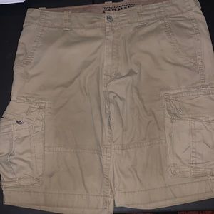 MEN’S OLD NAVY CARGO SHORTS
